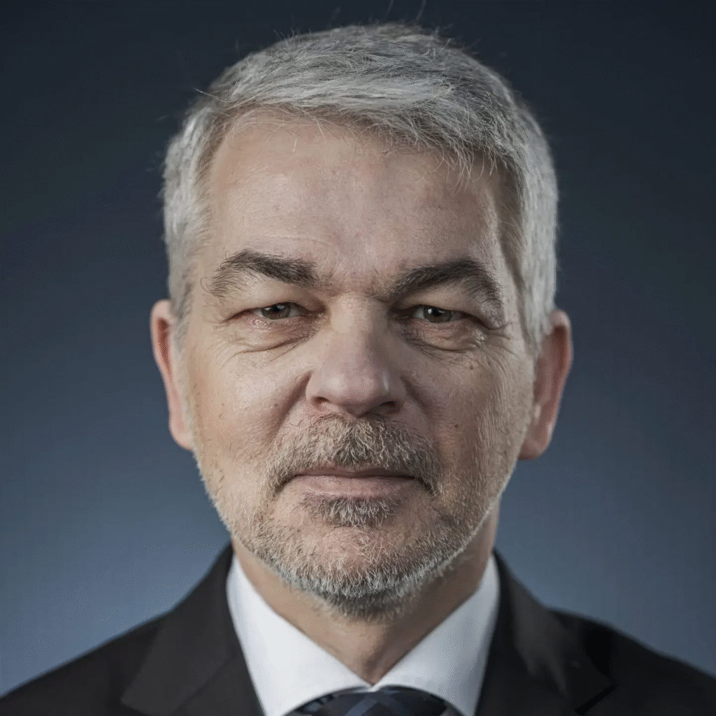 Mit wem ist Carlo Masala verheiratet? – Ein Blick in sein Privatleben