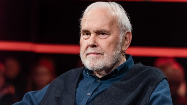 Wer ist Karoline Simang? Leben, Karriere und aktuelle Entwicklungen