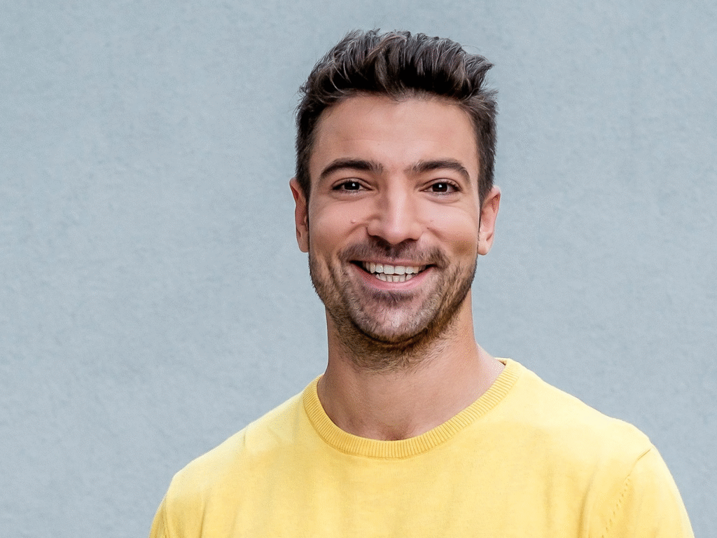 Wer steht wirklich an der Seite von Ramon Babazadeh? — Ein Blick auf Karriere, Privatleben und Spekulationen